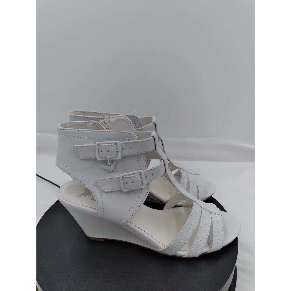 NIB HEART-S 3" WEDGE by SHIEKH size 8.5